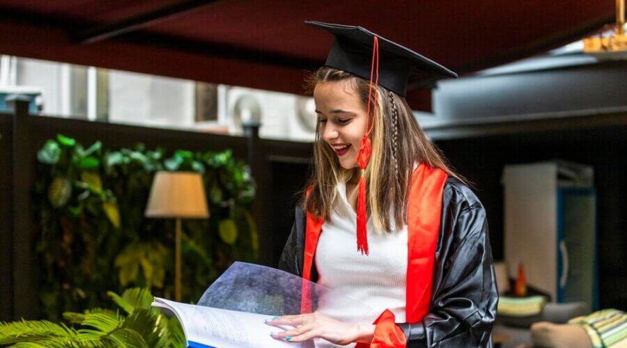 Scholarships in the UAE: How to Apply & Eligibility Criteria