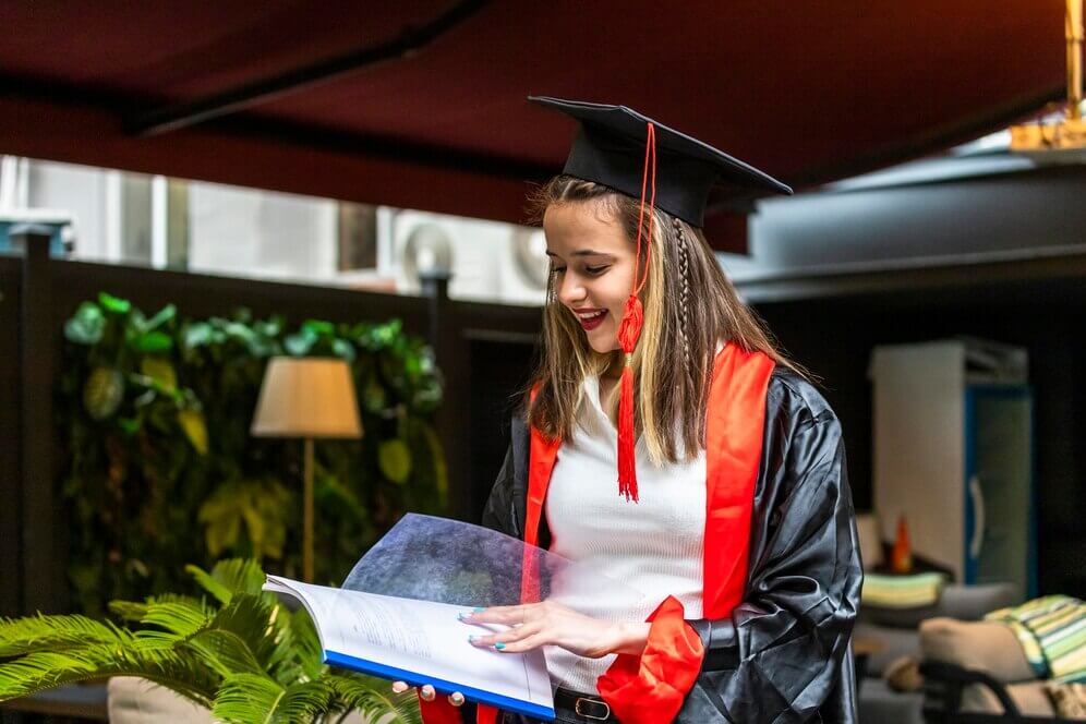 Scholarships in the UAE: How to Apply & Eligibility Criteria